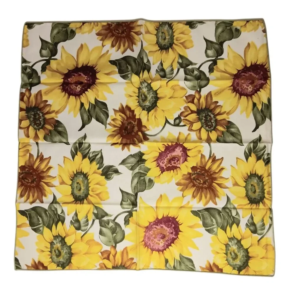 Set Of 5 Cloth Sunflower Napkins White Yellow Green Floral Fabric Square 17x17
